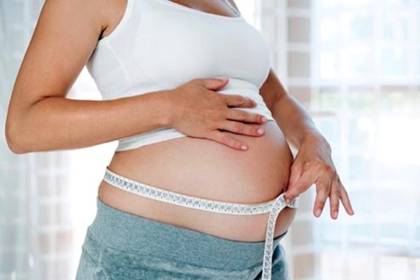 Mang thai tháng thứ 5 bụng vẫn nhỏ có sao không? Nên làm gì nếu bụng mẹ bầu nhỏ?